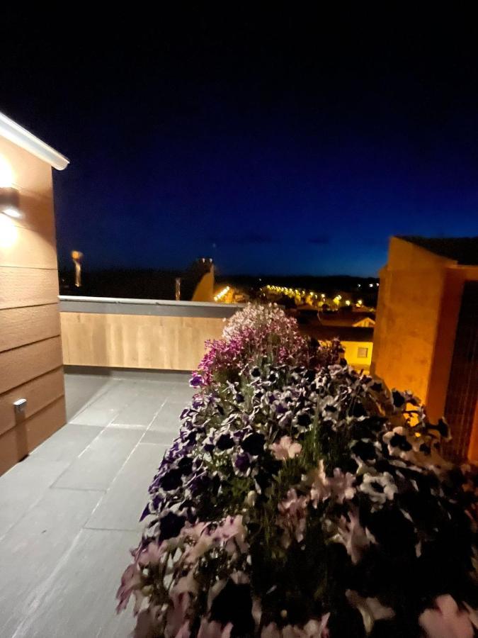 El Roble 9 Apartment Astorga Luaran gambar