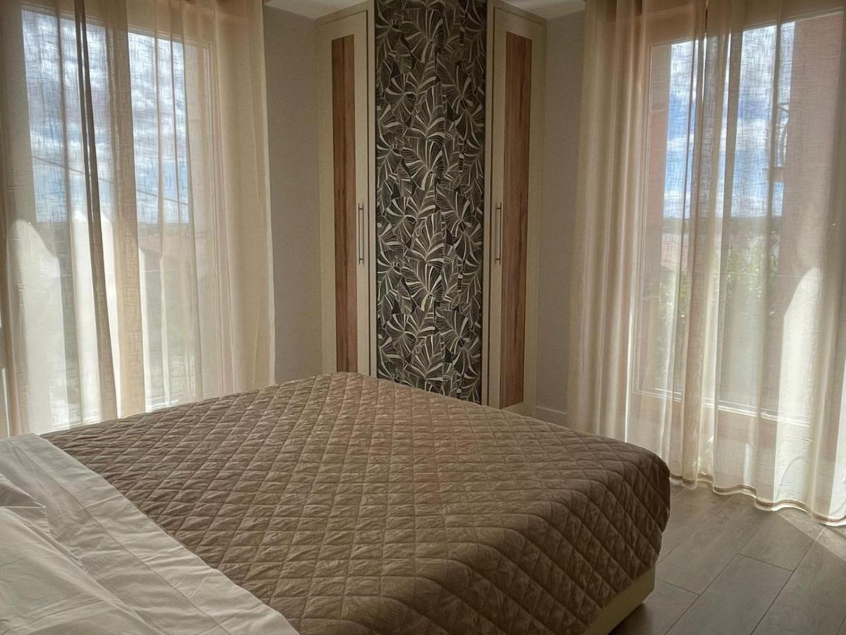 El Roble 9 Apartment Astorga Luaran gambar