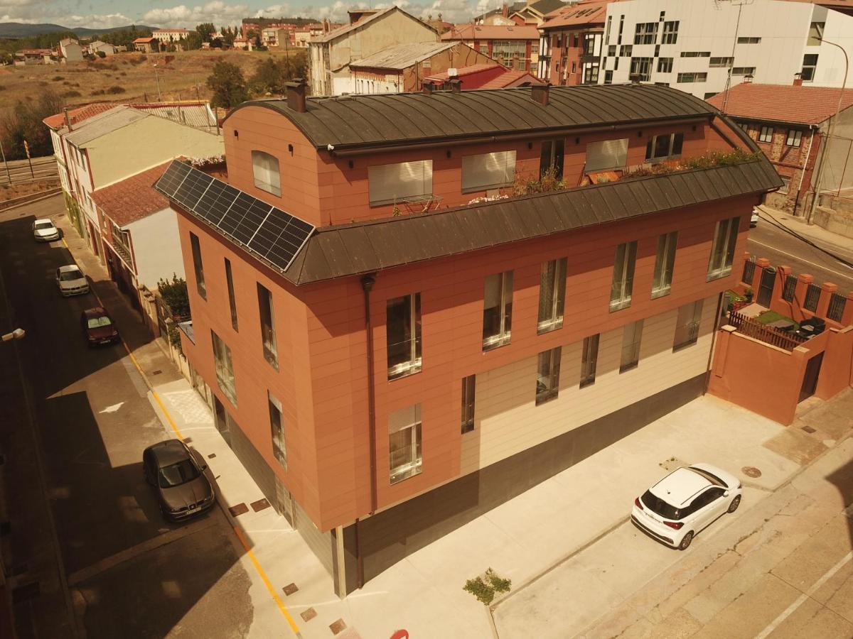 El Roble 9 Apartment Astorga Luaran gambar