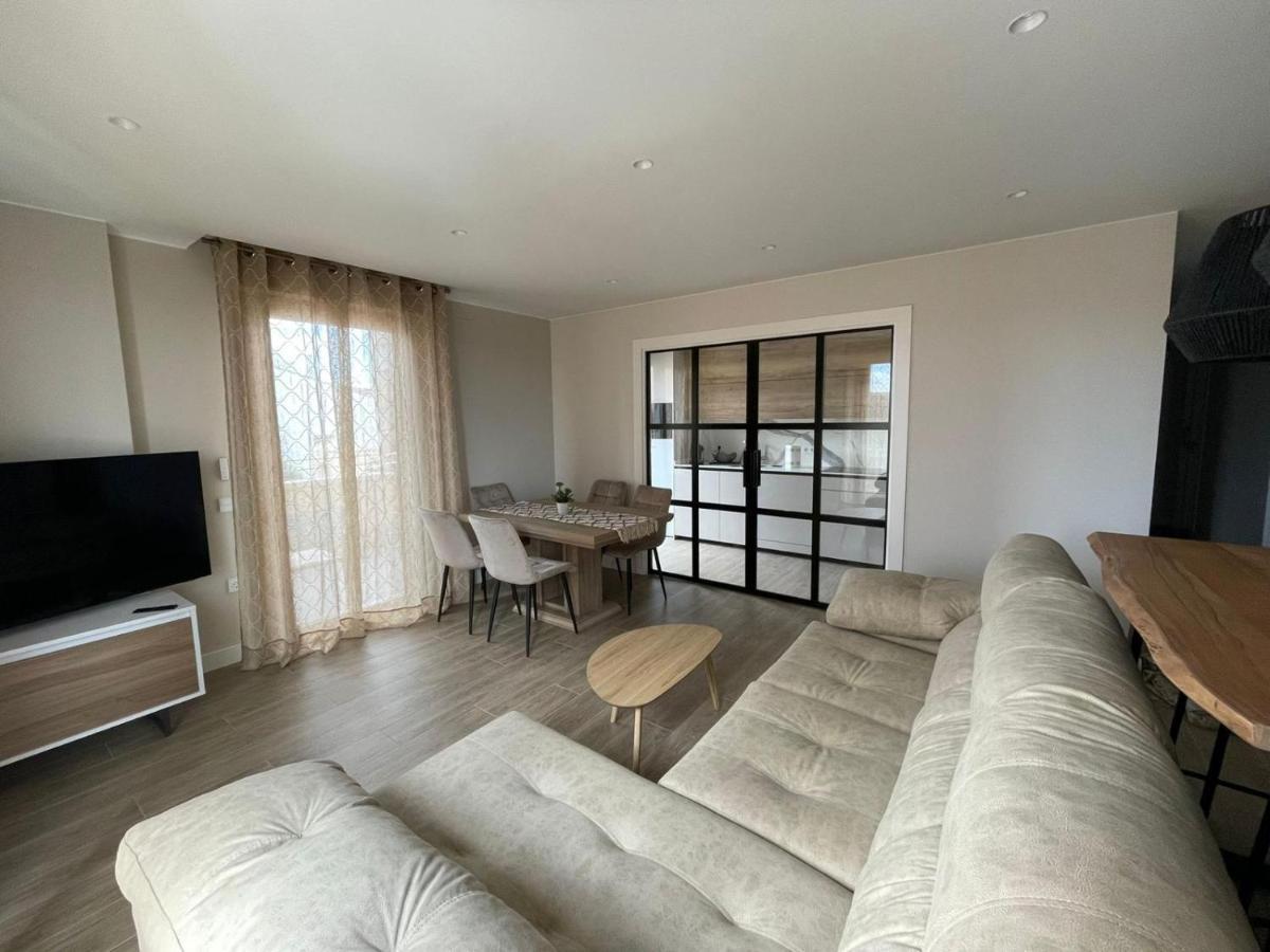 El Roble 9 Apartment Astorga Luaran gambar